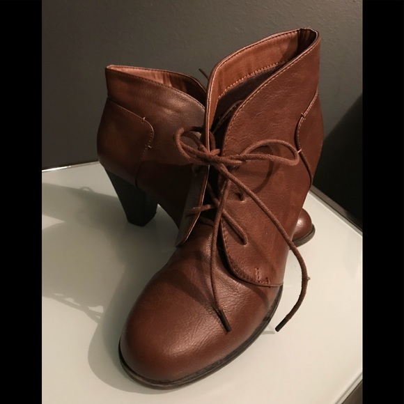 Cognac Brown booties - Picture 2 of 3